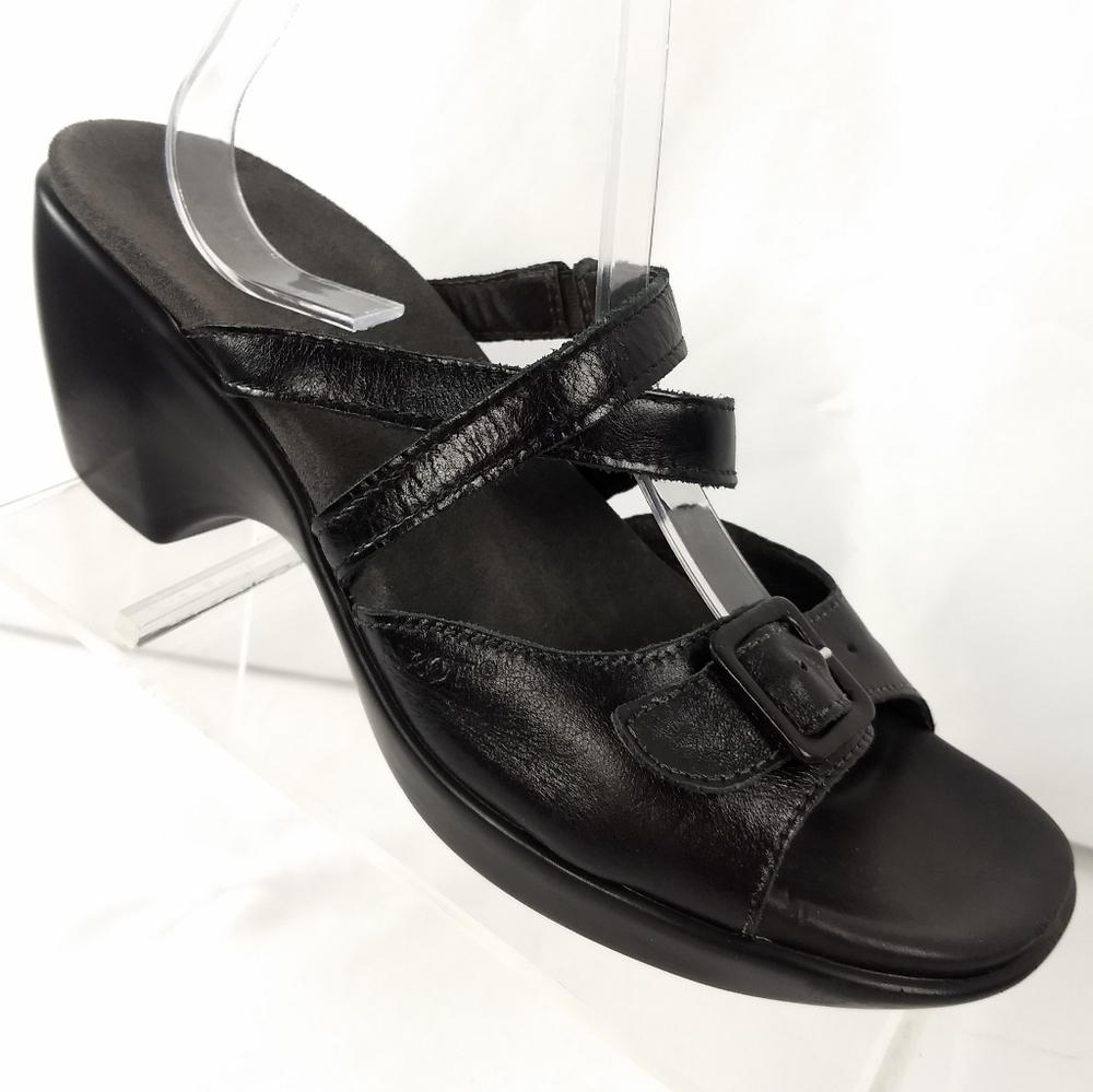 Naot Sandals